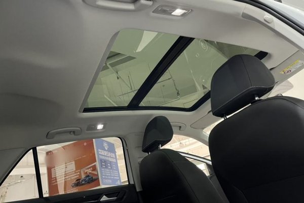 Volkswagen T-ROC 2021, 19700 км, за 17589 USD - фото 21