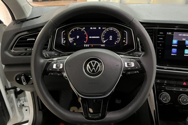 Volkswagen T-ROC 2021, 19700 км, за 17589 USD - фото 8