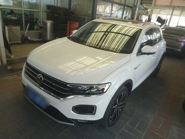 Volkswagen T-ROC 2021 280TSI DSG Two-Wheel Drive Comfort Connect Edition