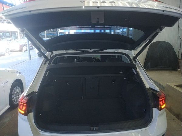 Volkswagen T-Roc 2021, 33700 км, за 13558 USD - фото 8