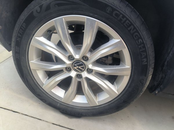 Volkswagen T-Roc 2021, 55900 км, за 12169 USD - фото 10