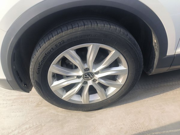 Volkswagen T-Roc 2021, 55900 км, за 12169 USD - фото 8