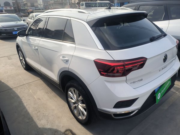 Volkswagen T-Roc 2021, 55900 км, за 12169 USD
