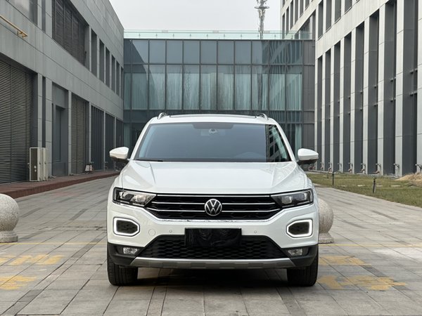 Volkswagen T-ROC 2021 Revised Version 280TSI DSG Two-Wheel Drive Comfort & Smart Connectivity Edition, 2021 года