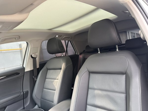 Volkswagen T-Roc 2021, 56800 км, за 14991 USD - фото 20