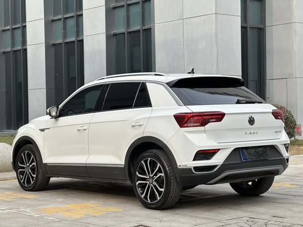 Volkswagen T-Roc 2021, 56800 км, за 14991 USD