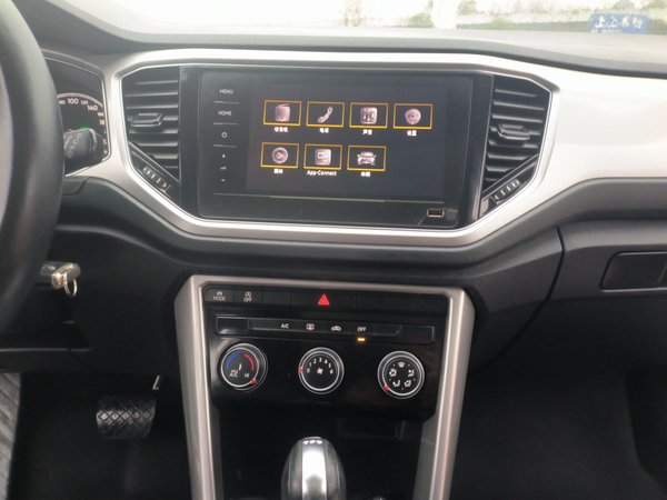 Volkswagen T-Roc 2021, 57200 км, за 11791 USD - фото 16