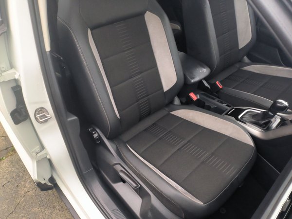 Volkswagen T-Roc 2021, 57200 км, за 11791 USD - фото 23