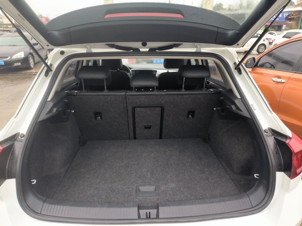 Volkswagen T-Roc 2021, 57200 км, за 11791 USD - фото 22