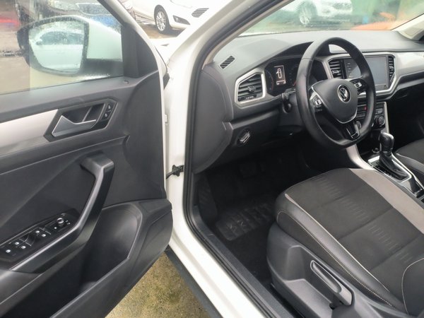 Volkswagen T-Roc 2021, 57200 км, за 11791 USD - фото 19