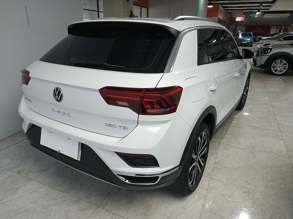 Volkswagen T-Roc 2021, 57900 км, за 13512 USD - фото 7