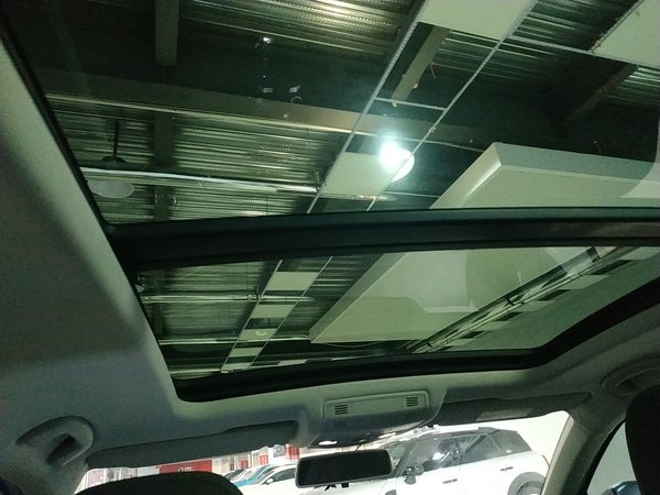 Volkswagen T-Roc 2021, 57900 км, за 13512 USD - фото 17