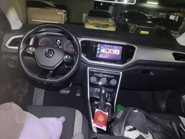 Volkswagen T-ROC 2021, 58800 км, за 9318 USD - фото 10