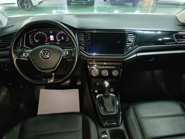 Volkswagen T-Roc 2021, 60300 км, за 13423 USD - фото 13