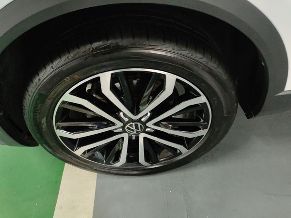 Volkswagen T-Roc 2021, 60300 км, за 13423 USD - фото 8