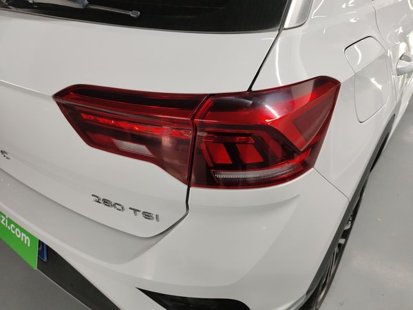 Volkswagen T-Roc 2021, 60300 км, за 13423 USD - фото 7