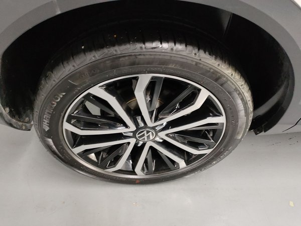 Volkswagen T-Roc 2021, 60300 км, за 13423 USD - фото 10