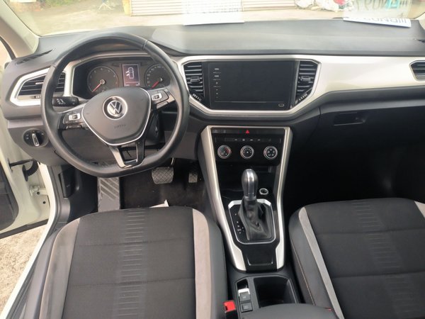 Volkswagen T-Roc 2021, 62400 км, за 10881 USD - фото 20
