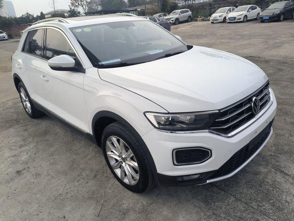 Volkswagen T-Roc 2021, 62400 км, за 10881 USD