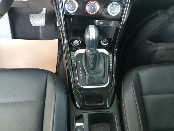 Volkswagen T-Roc 2021, 65500 км, за 15356 USD - фото 15