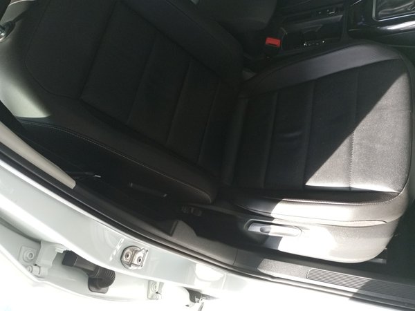 Volkswagen T-Roc 2021, 65500 км, за 15356 USD - фото 23