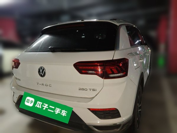 Volkswagen T-ROC 2021, 72400 км, за 10336 USD