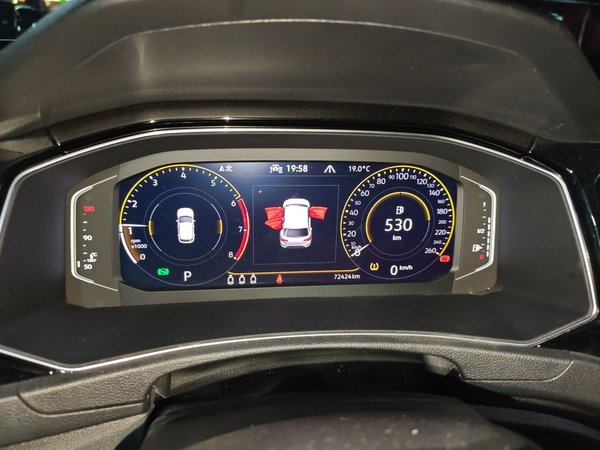 Volkswagen T-ROC 2021, 72400 км, за 10336 USD - фото 12