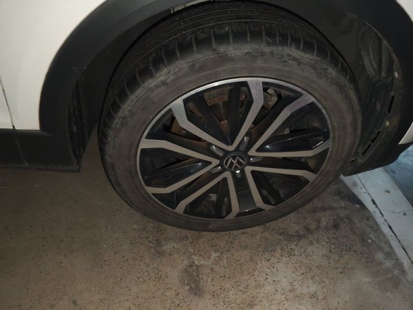 Volkswagen T-ROC 2021, 72400 км, за 10336 USD - фото 8