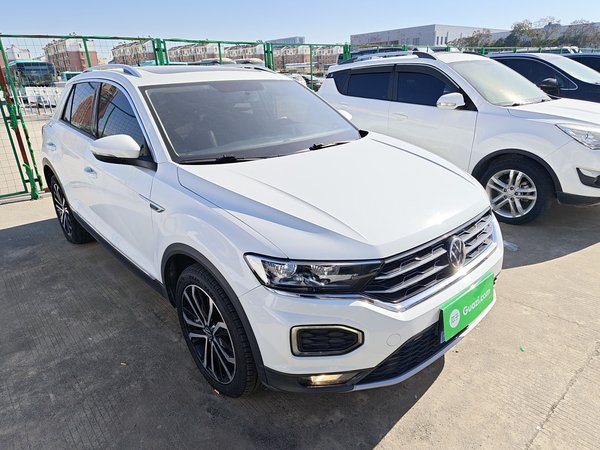 Volkswagen T-ROC 2021 280TSI DSG Two-Wheel Drive Comfort Connect 30th Anniversary Edition, 2021 года