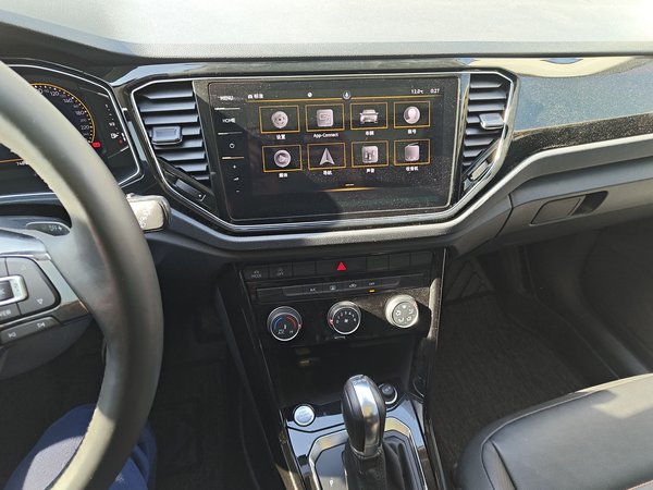 Volkswagen T-Roc 2021, 74800 км, за 13159 USD - фото 12