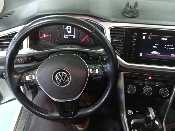 Volkswagen T-Roc 2022, 108400 км, за 12227 USD - фото 12