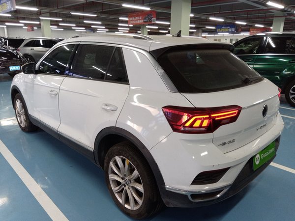 Volkswagen T-Roc 2022, 108400 км, за 12227 USD