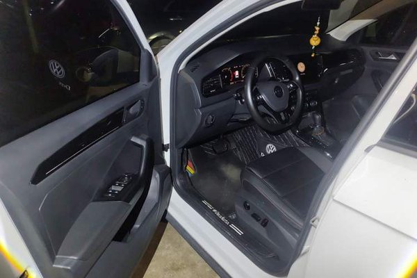 Volkswagen T-ROC 2022, 27300 км, за 13048 USD - фото 17