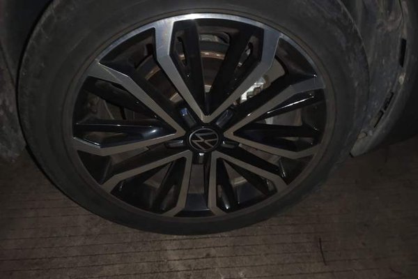Volkswagen T-ROC 2022, 27300 км, за 13048 USD - фото 8