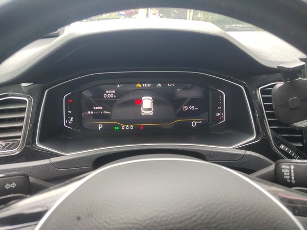 Volkswagen T-ROC 2022, 38000 км, за 15483 USD - фото 10