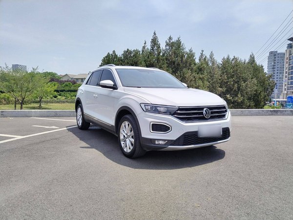 Volkswagen T-Roc 2022, 40100 км, за 13007 USD