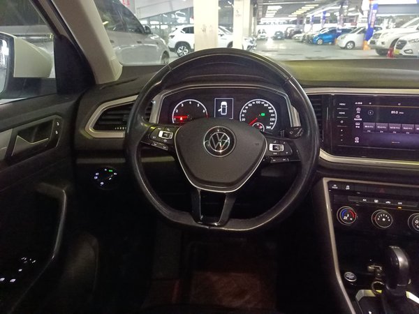 Volkswagen T-Roc 2022, 55600 км, за 14431 USD - фото 13