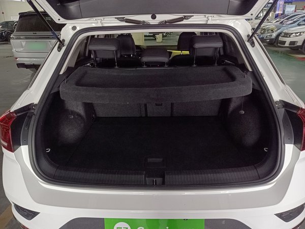 Volkswagen T-Roc 2022, 55600 км, за 14431 USD - фото 19