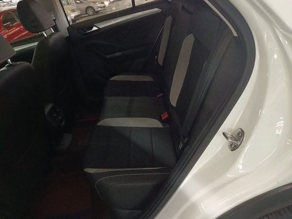 Volkswagen T-Roc 2022, 55600 км, за 14431 USD - фото 23