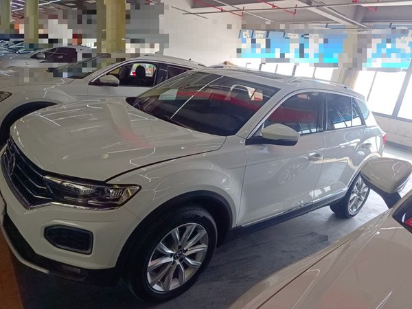Volkswagen T-Roc 2022, 56800 км, за 14431 USD