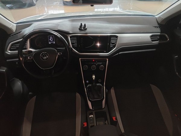 Volkswagen T-Roc 2022, 63800 км, за 13697 USD - фото 9