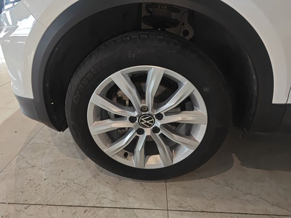 Volkswagen T-Roc 2022, 63800 км, за 13697 USD - фото 22