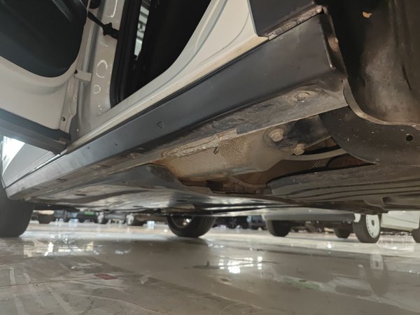 Volkswagen T-Roc 2022, 63800 км, за 13697 USD - фото 21