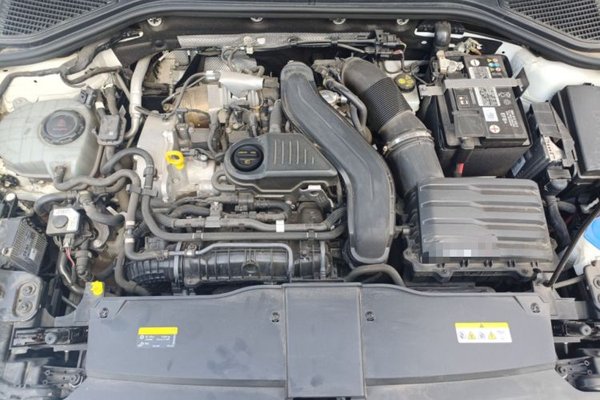 Volkswagen T-ROC 2023, 25700 км, за 17846 USD - фото 21