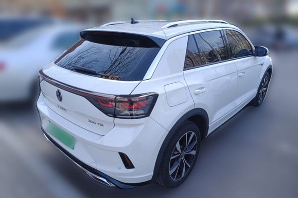 Volkswagen T-ROC 2023, 25700 км, за 17846 USD - фото 6