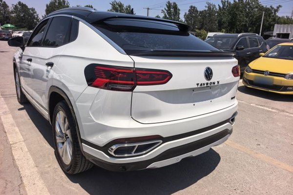 Volkswagen T-ROC 2023, 27900 км, за 14469 USD - фото 6