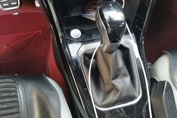 Volkswagen T-ROC 2023, 27900 км, за 14469 USD - фото 11