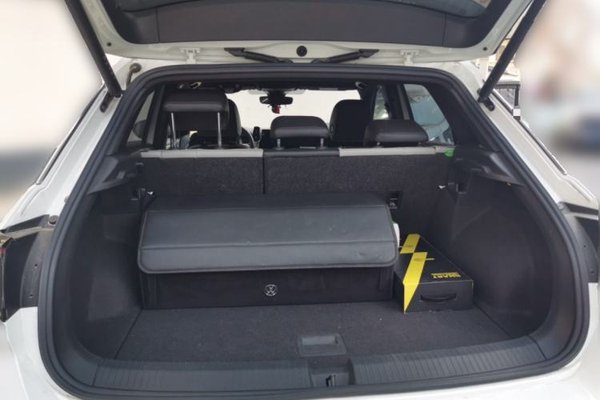 Volkswagen T-ROC 2023, 27900 км, за 14469 USD - фото 14