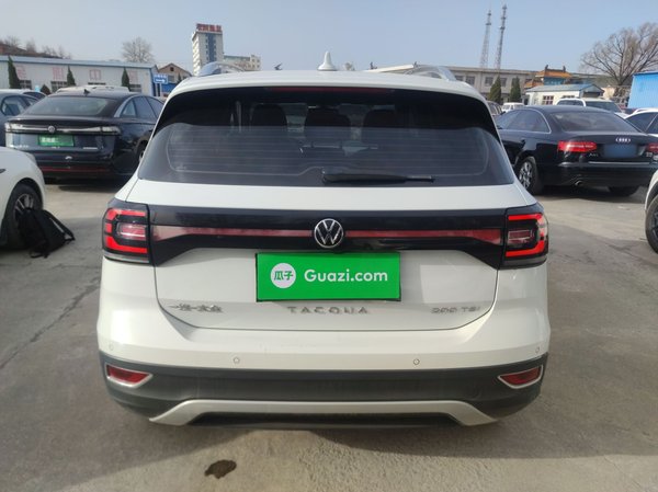 Volkswagen Tacqua 2021, 97700 км, за 10327 USD