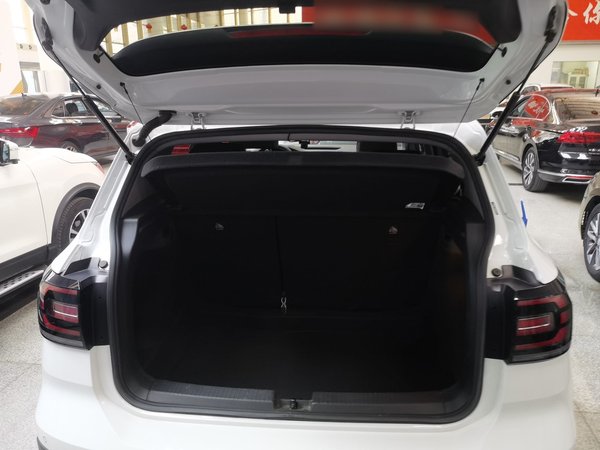 Volkswagen Tacqua 2021, 53400 км, за 10914 USD - фото 22